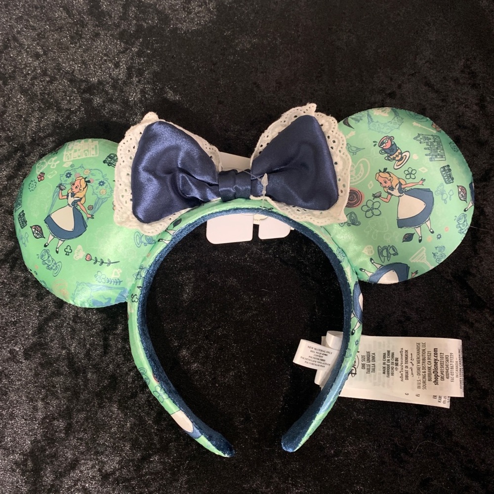 2022 Disney Parks Alice in Wonderland Minnie Ears